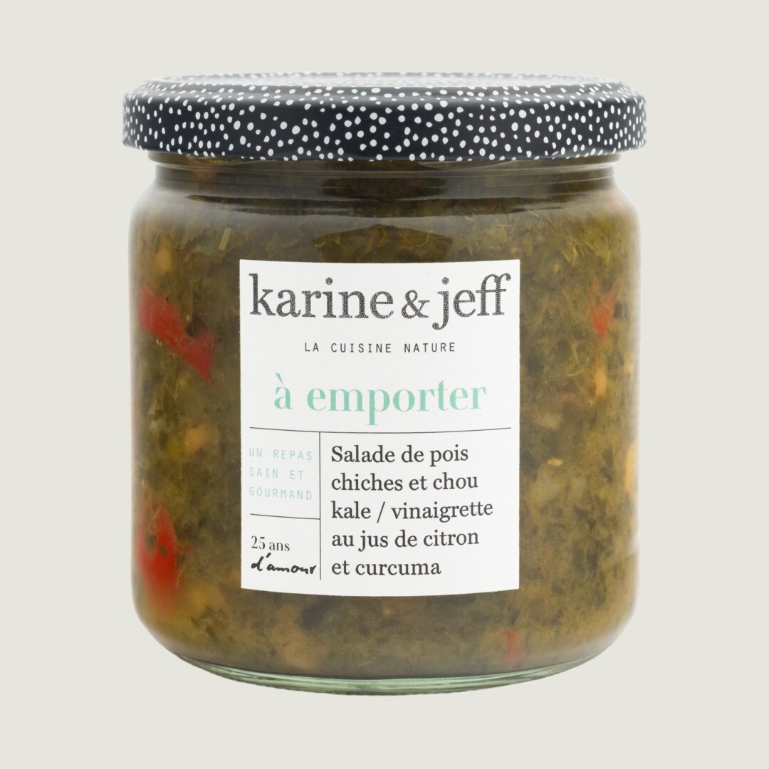 Salade de pois chiches et chou kale / vinaigrette au jus de citron et curcuma